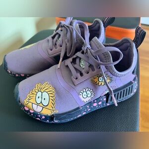 Adidas kids size 11k sneakers